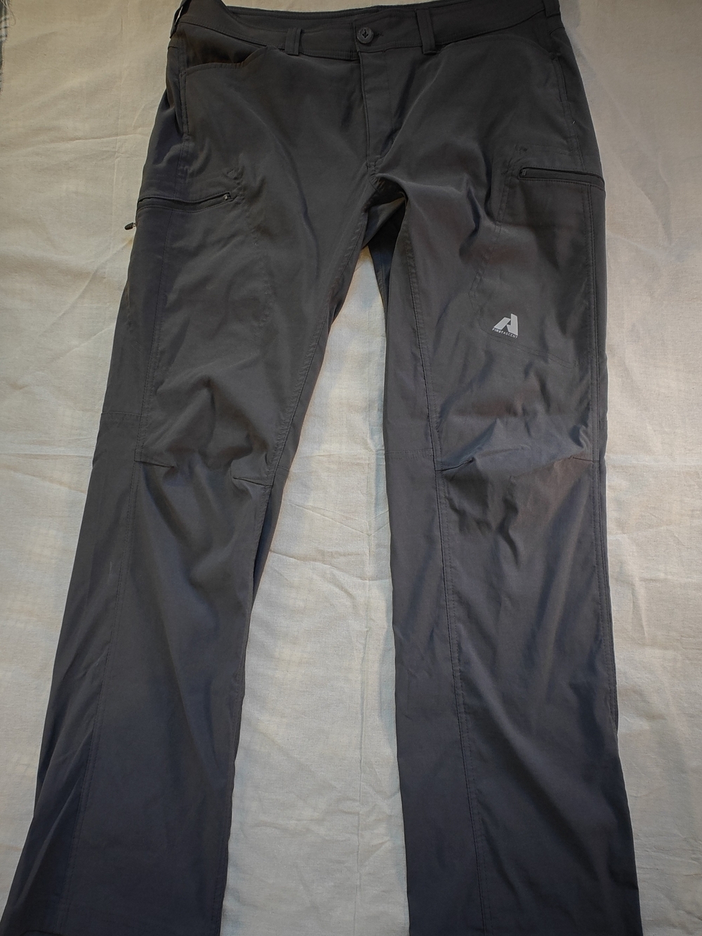 Eddie Bauer First Ascent Black Stretch Cargo Pants 36x34